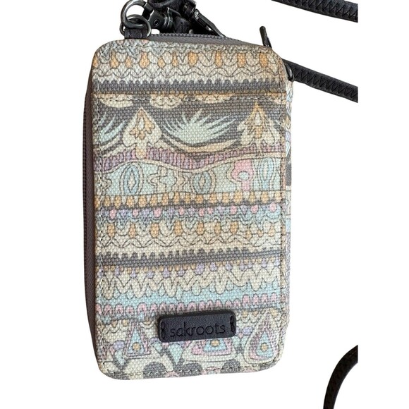 Sakroots Artist Circle Zippered Wallet Crossbody Bag Pastel Coated Canvas - Picture 4 of 10